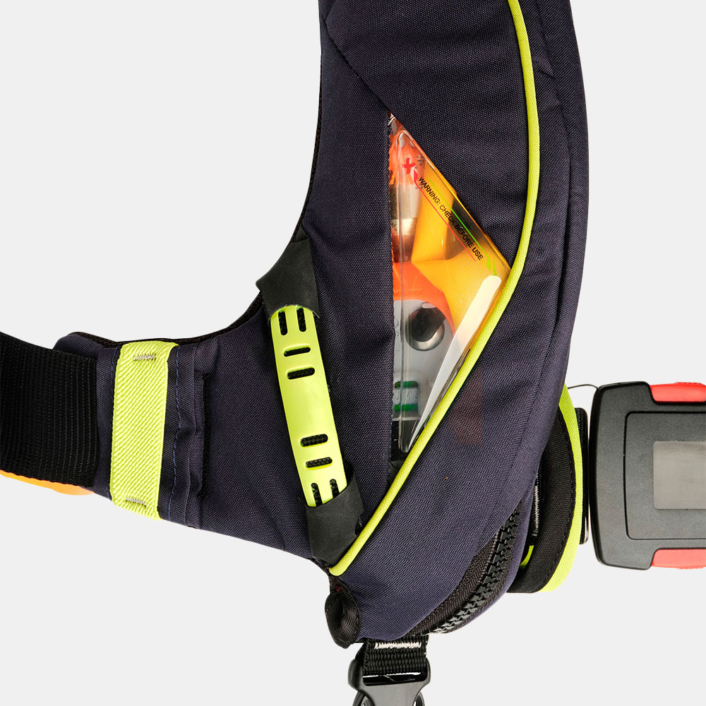 crewsaver-rearmering-1